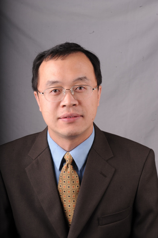 Zhaoyang Wang